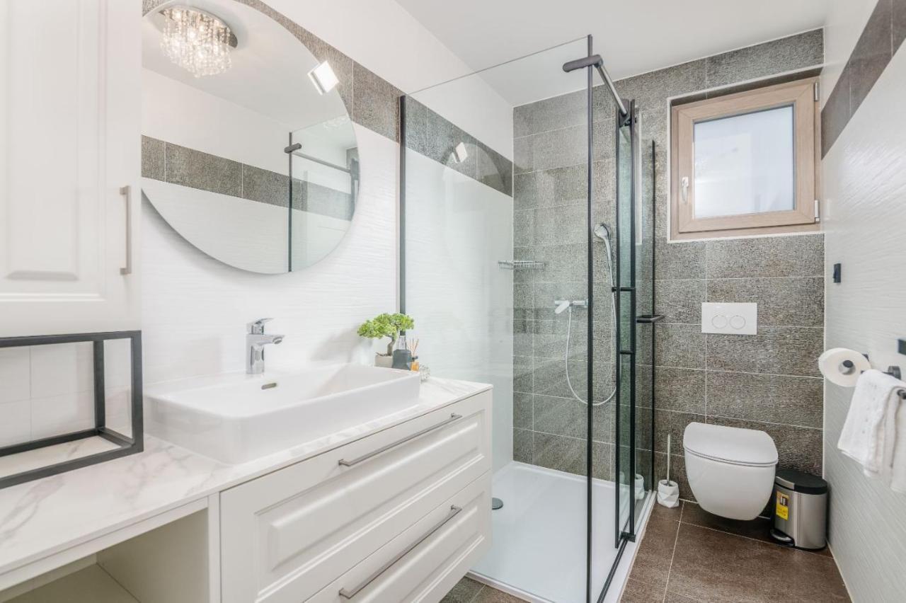 Villa Njivice Apartman Marina Dış mekan fotoğraf