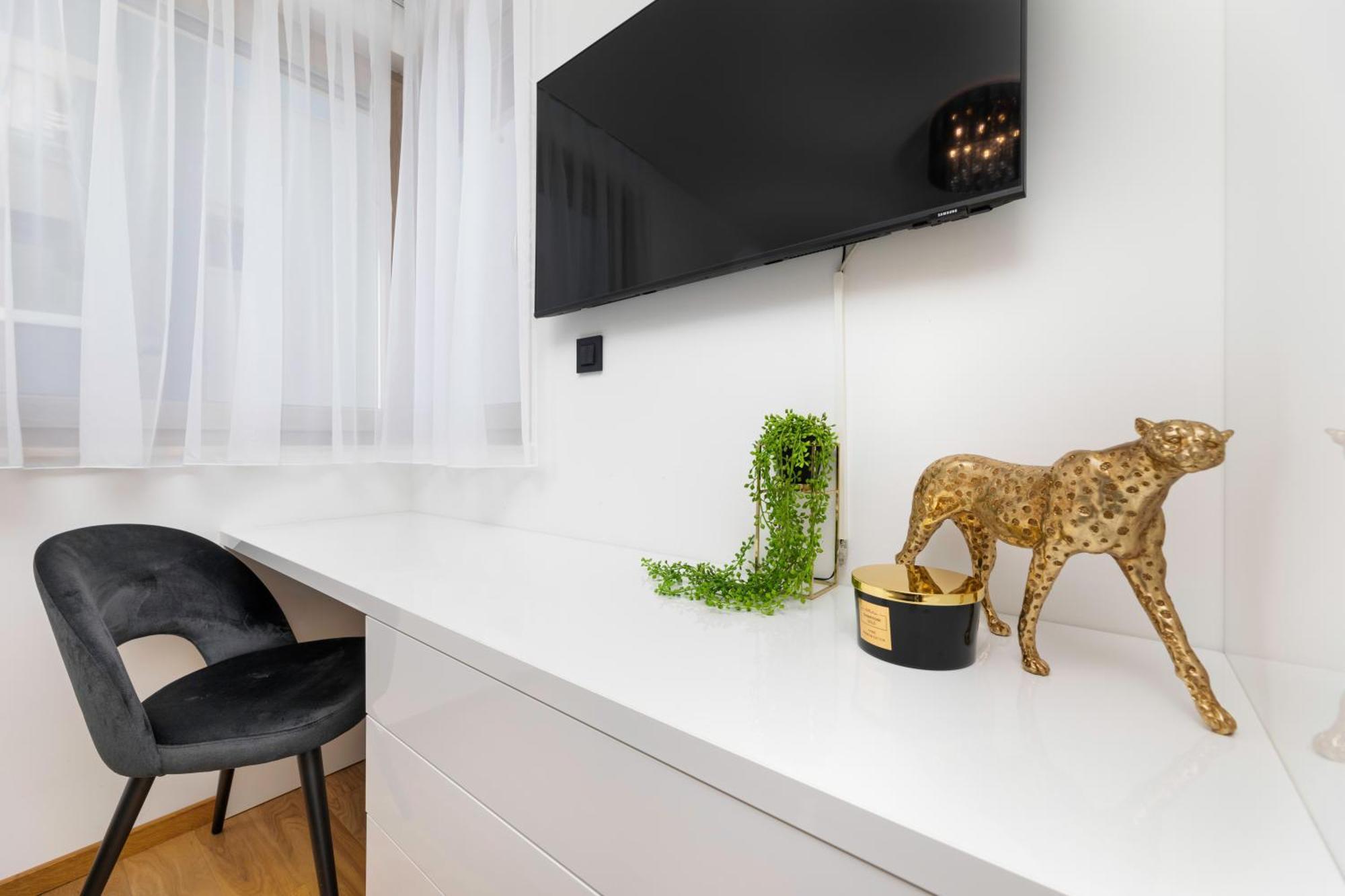 Villa Njivice Apartman Marina Dış mekan fotoğraf