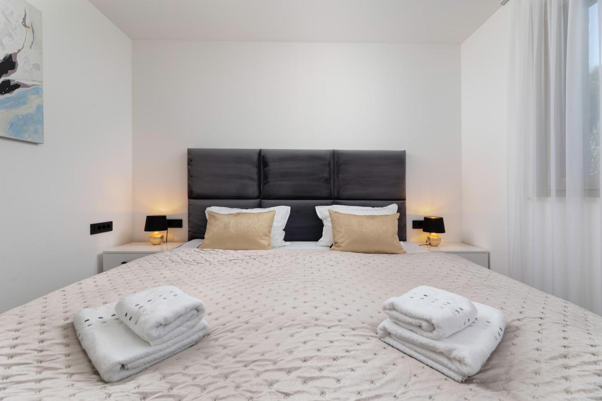 Villa Njivice Apartman Marina Dış mekan fotoğraf